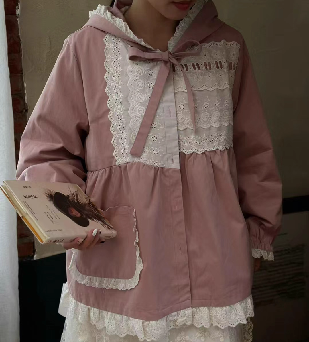 Mori Girl Style Lace Patchwork Loose Fit Coat X3366