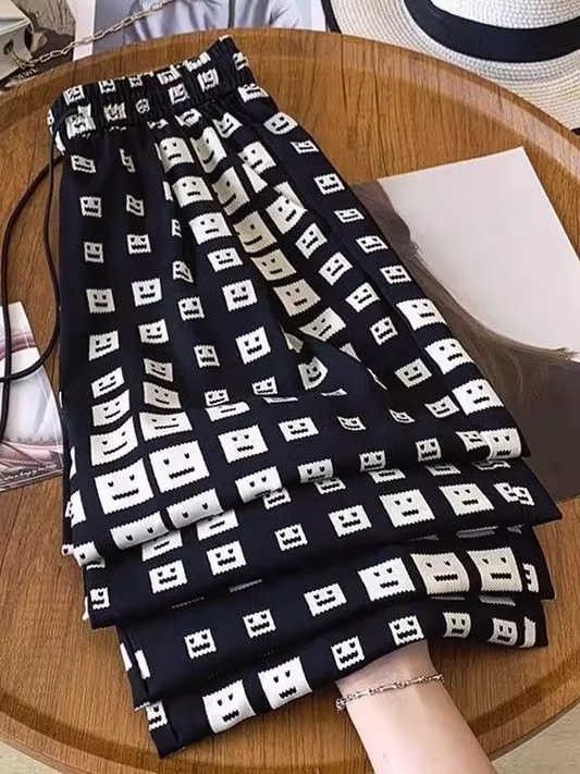 Plus Size Ice Silk Smile Print Wide Leg Pants X3321