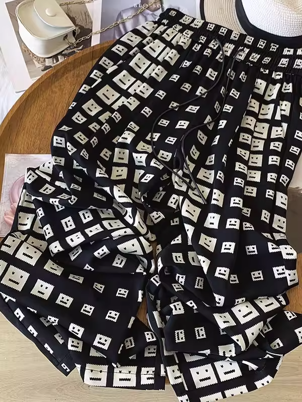 Plus Size Ice Silk Smile Print Wide Leg Pants X3321