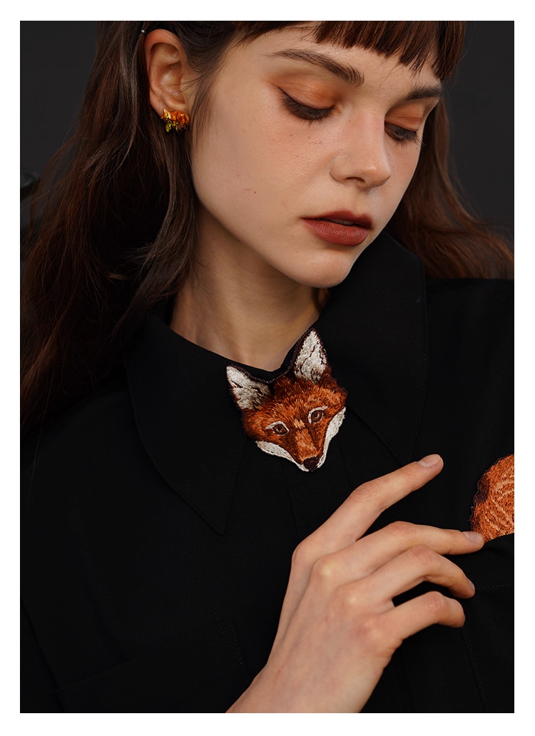 Vintage fox embroidered bow tie X3344