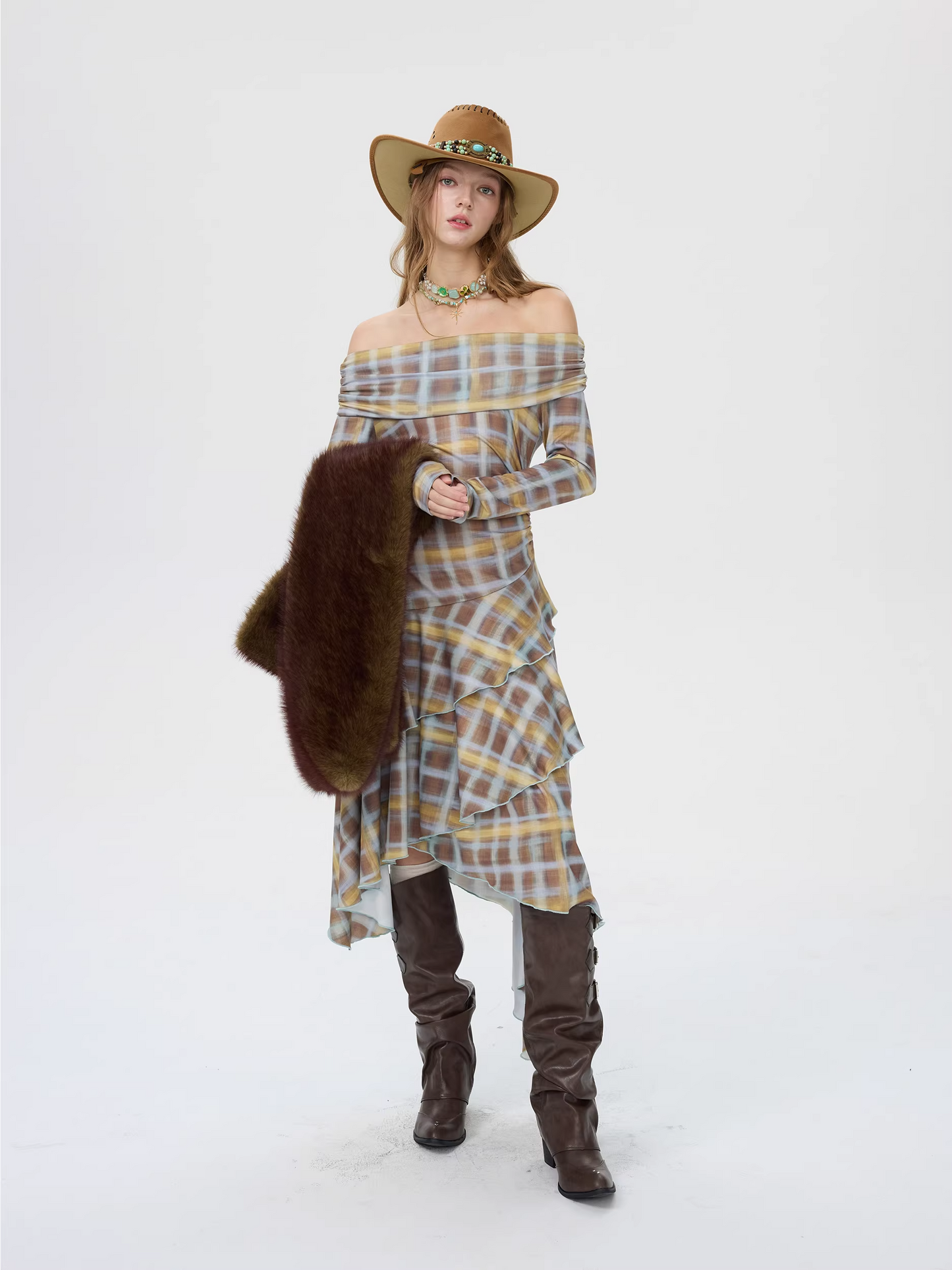 Snow Fox Glow Eco Fur Long Scarf X3505