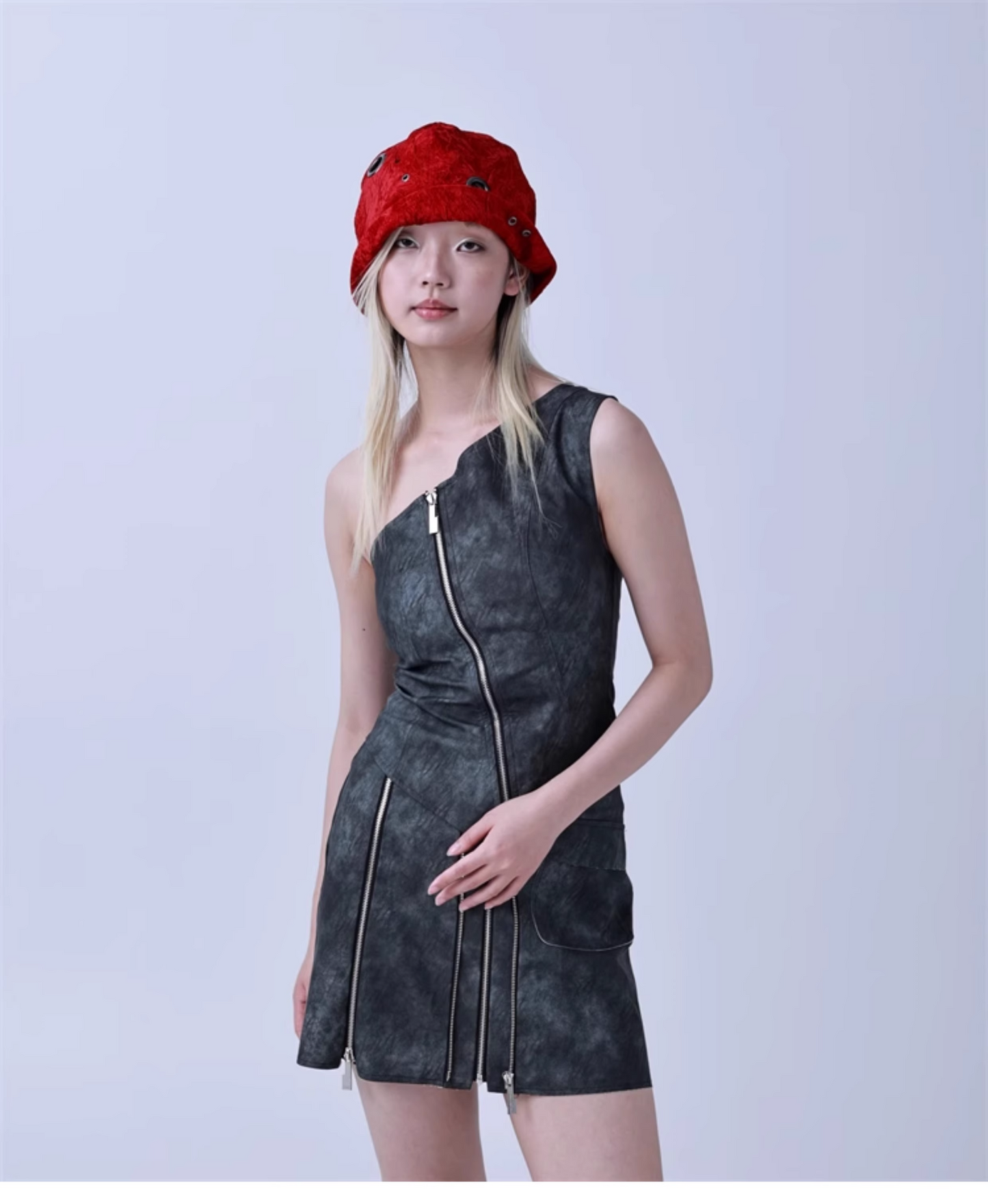 Sculpted Metal-Ring Bucket Hat X3437