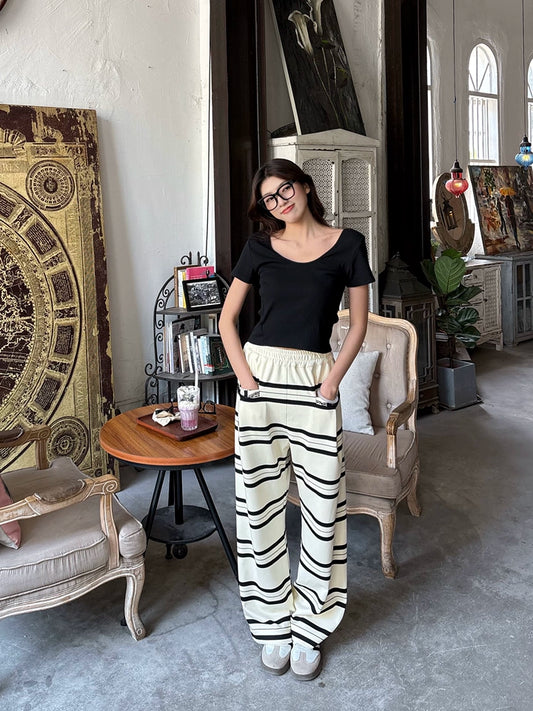 Stylish Striped Relaxed Fit Set up X3226