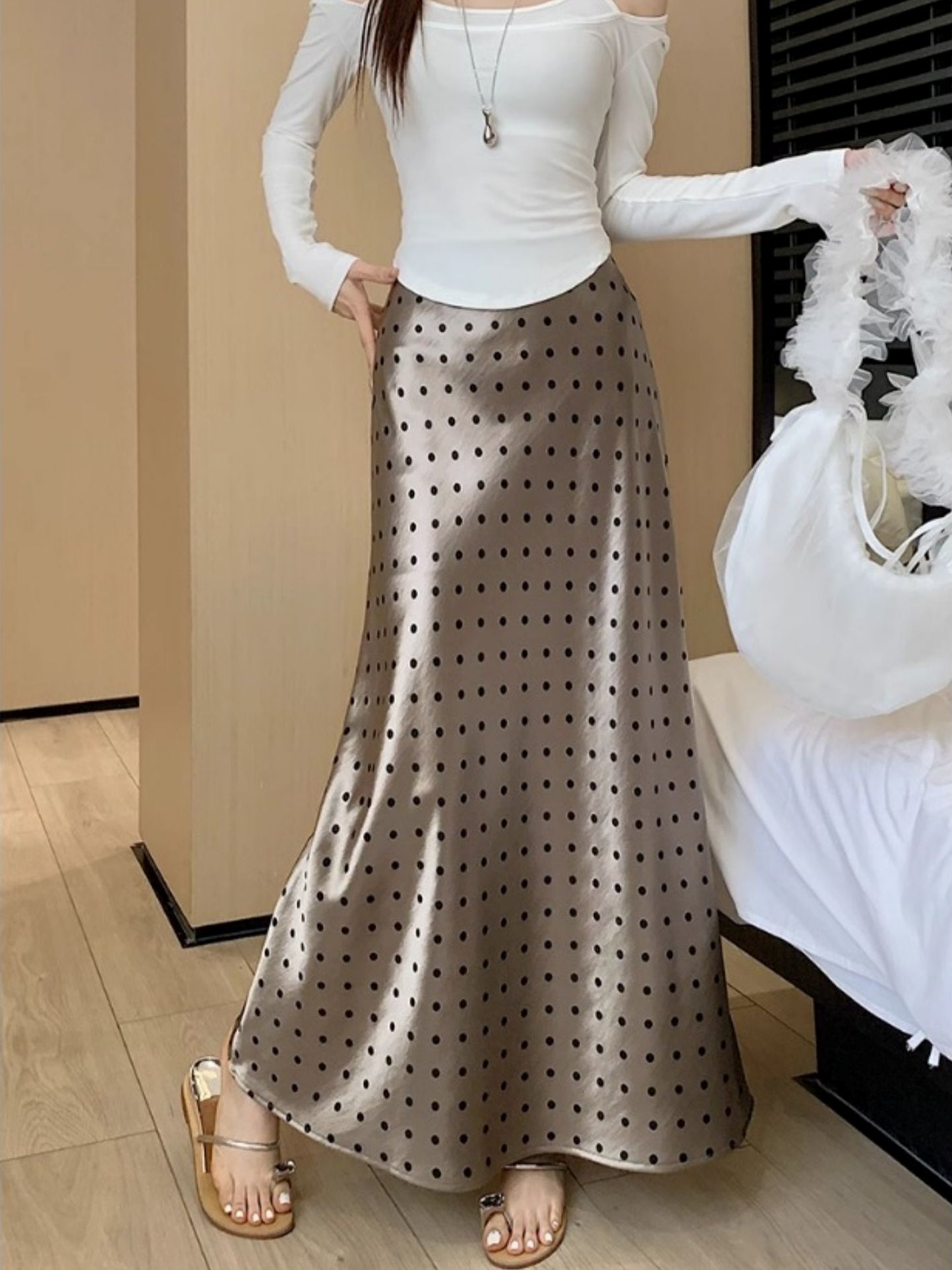 French Polka Dot Satin Skirt X3218