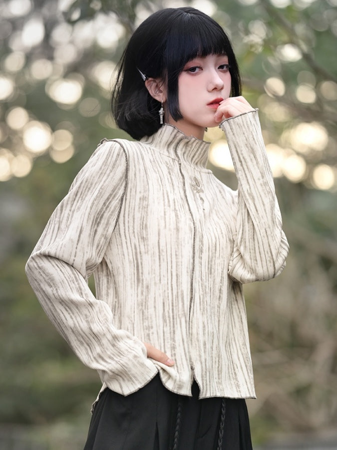 刺繡高領修身T卹 X2973
