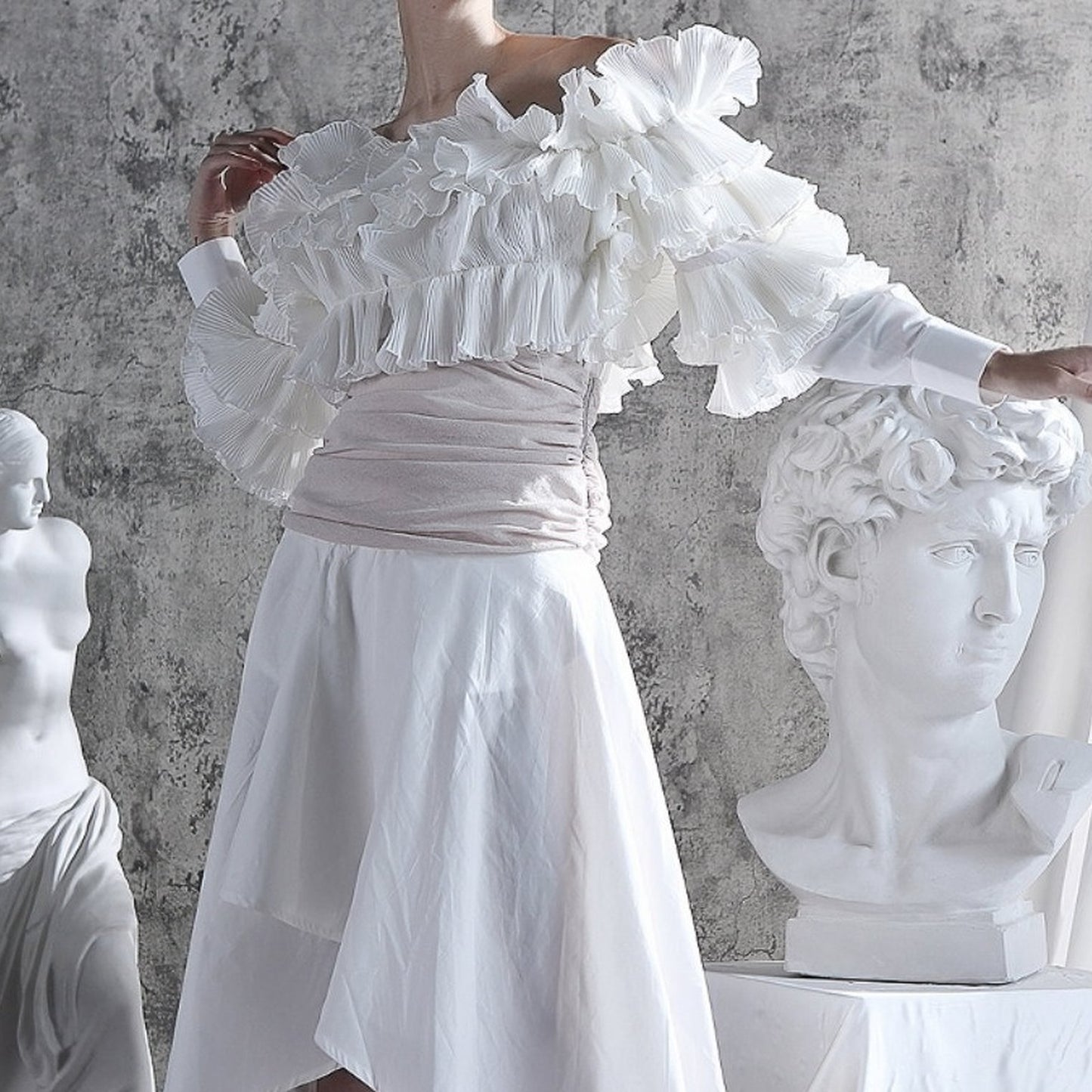 Off shoulder frill blouse X220