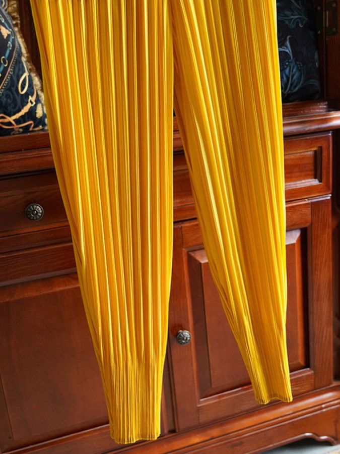 High Waist Pleated Jogger Pants X1262