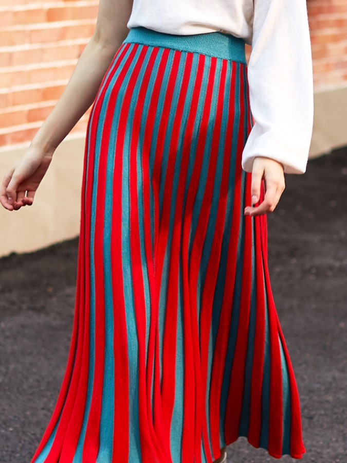 Bicolor Pleated Skirt X1998