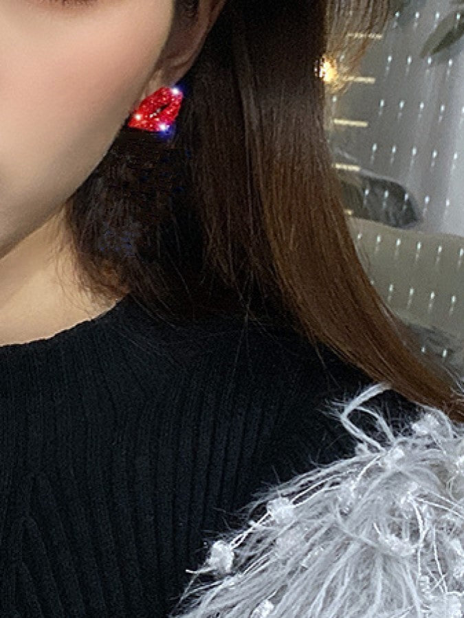 Lip Form Earrings X718