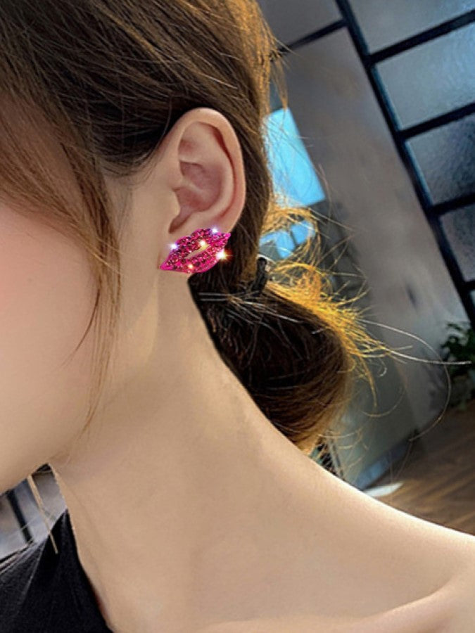Lip Form Earrings X718