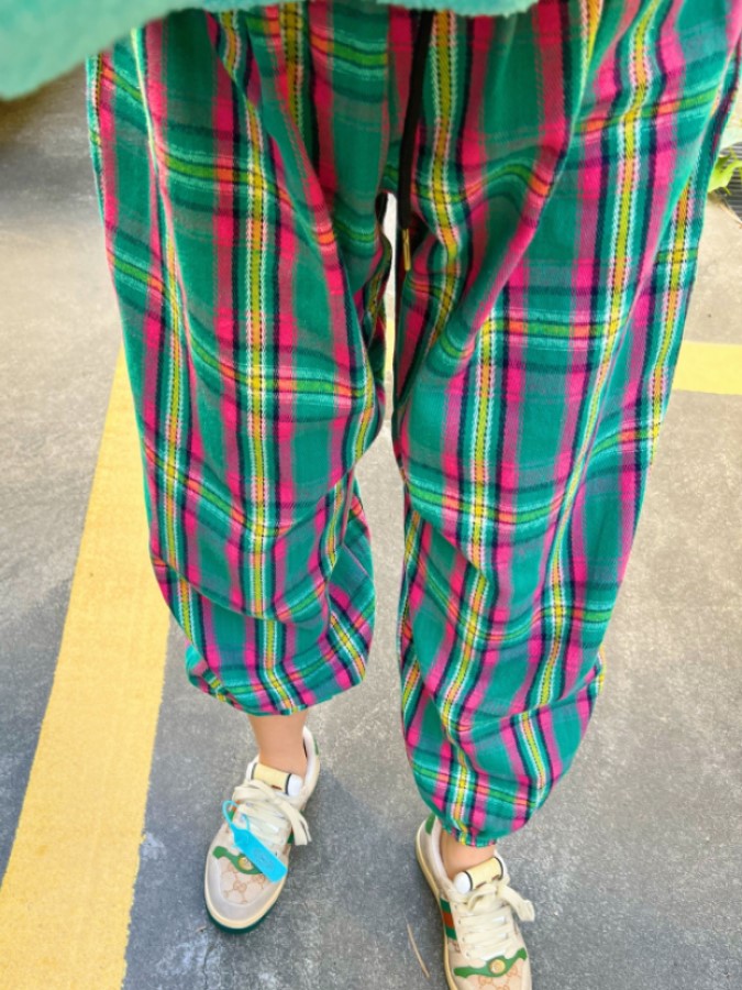 Pastel-colored check casual pants X868