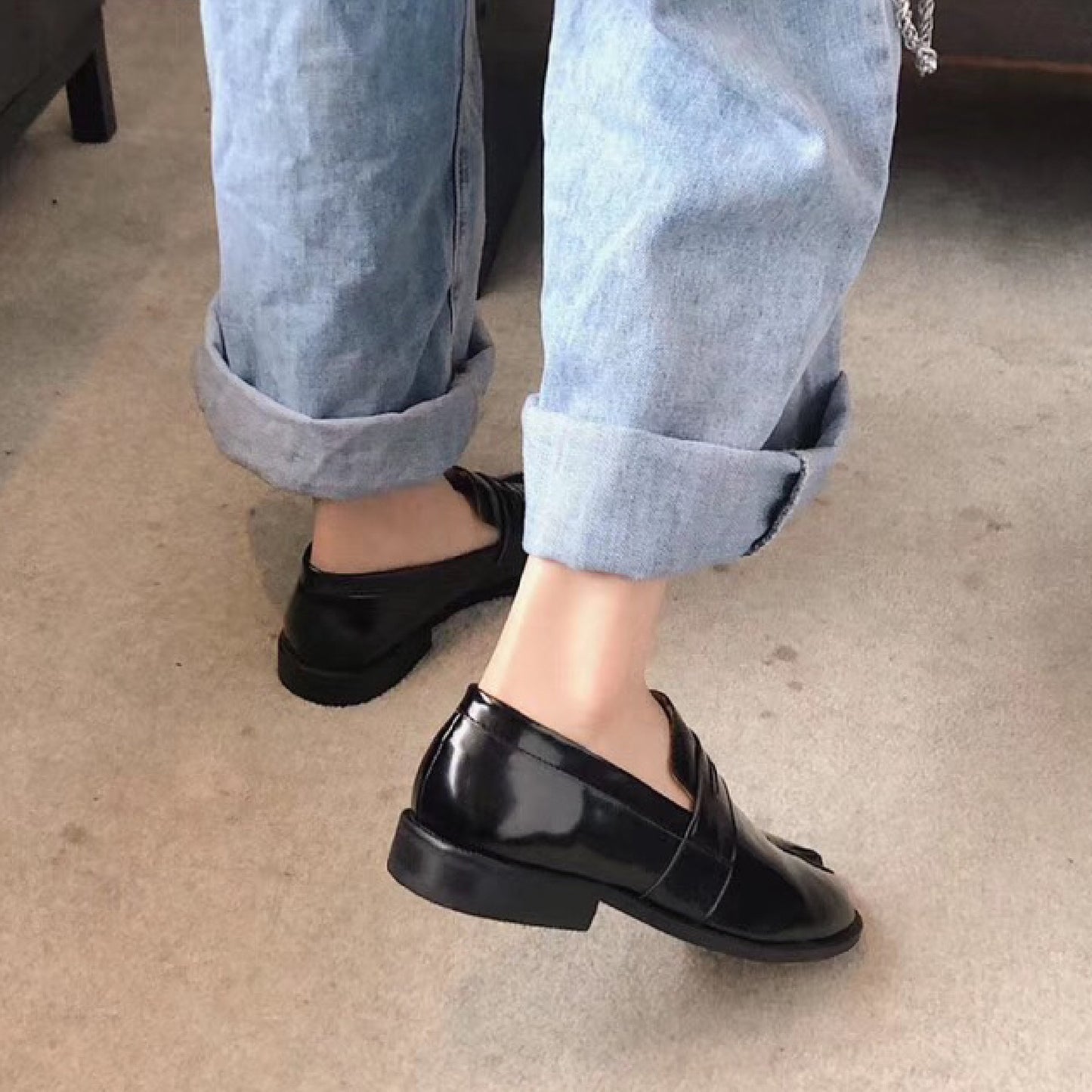 分趾漆皮樂福鞋 X301