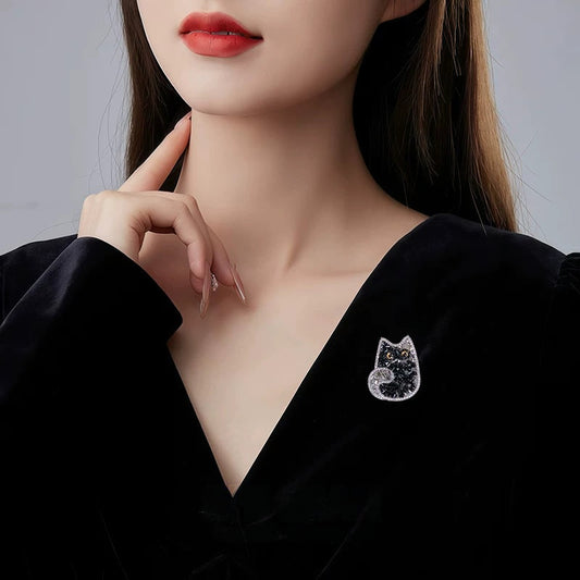 Black Cat Crystal Brooch　X3681