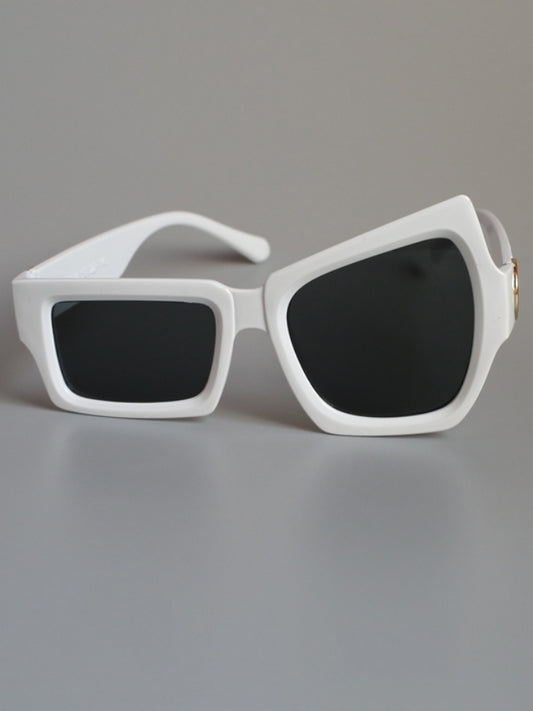 Asymmetric design square frame sunglasses X2550