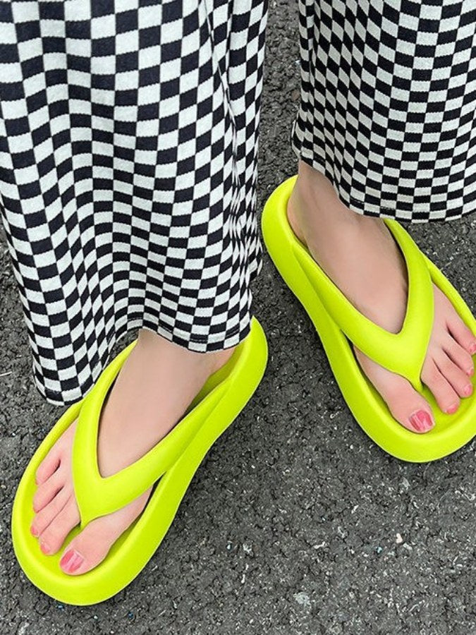 3 inch platform flip flops deals