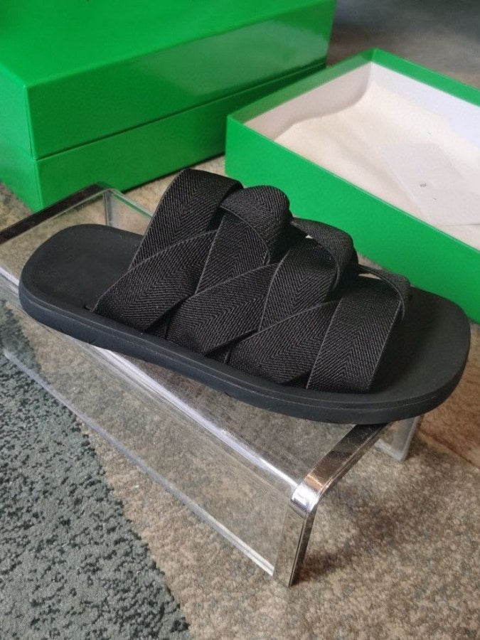 Cross flat flip flops X2190