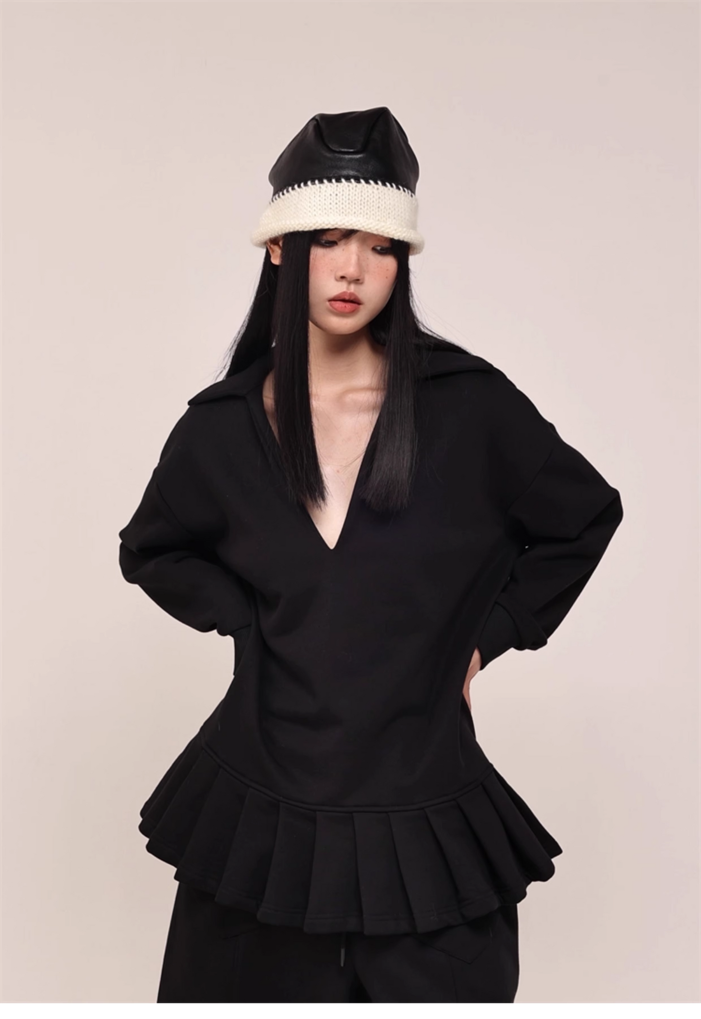 Asymmetric PU-Leather Wool Knit Bucket Hat　X3441