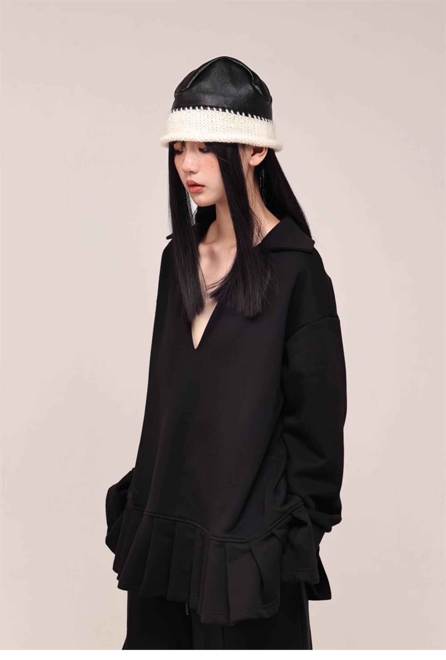 Asymmetric PU-Leather Wool Knit Bucket Hat　X3441