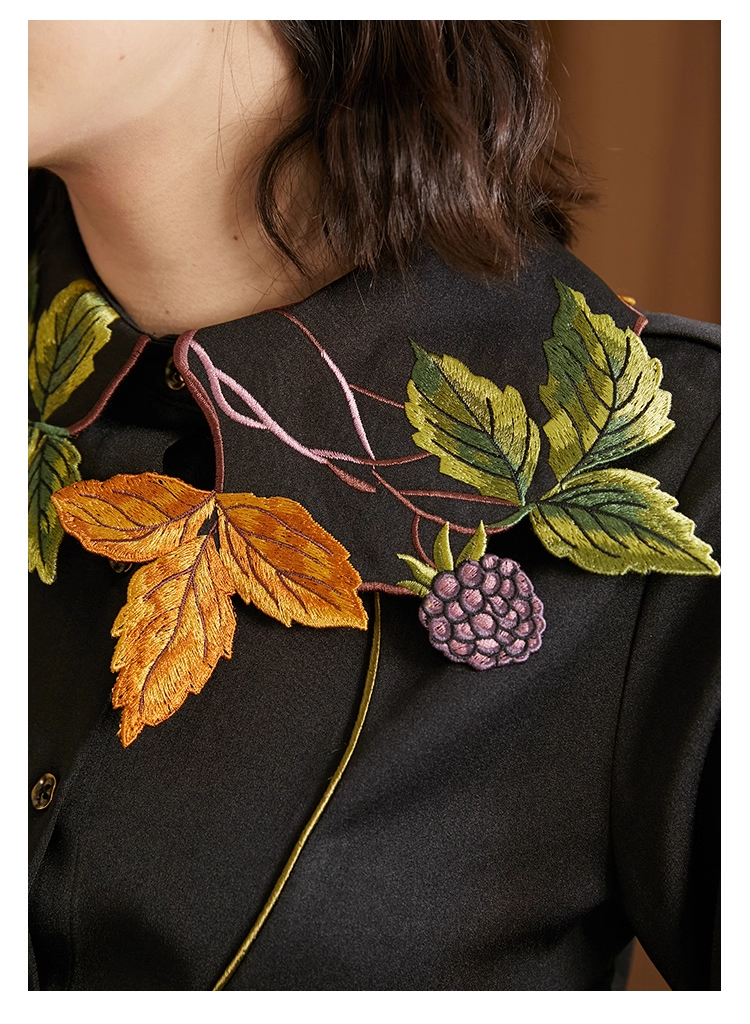 Leaf & Berry Embroidered Glossy Shirt　X3444