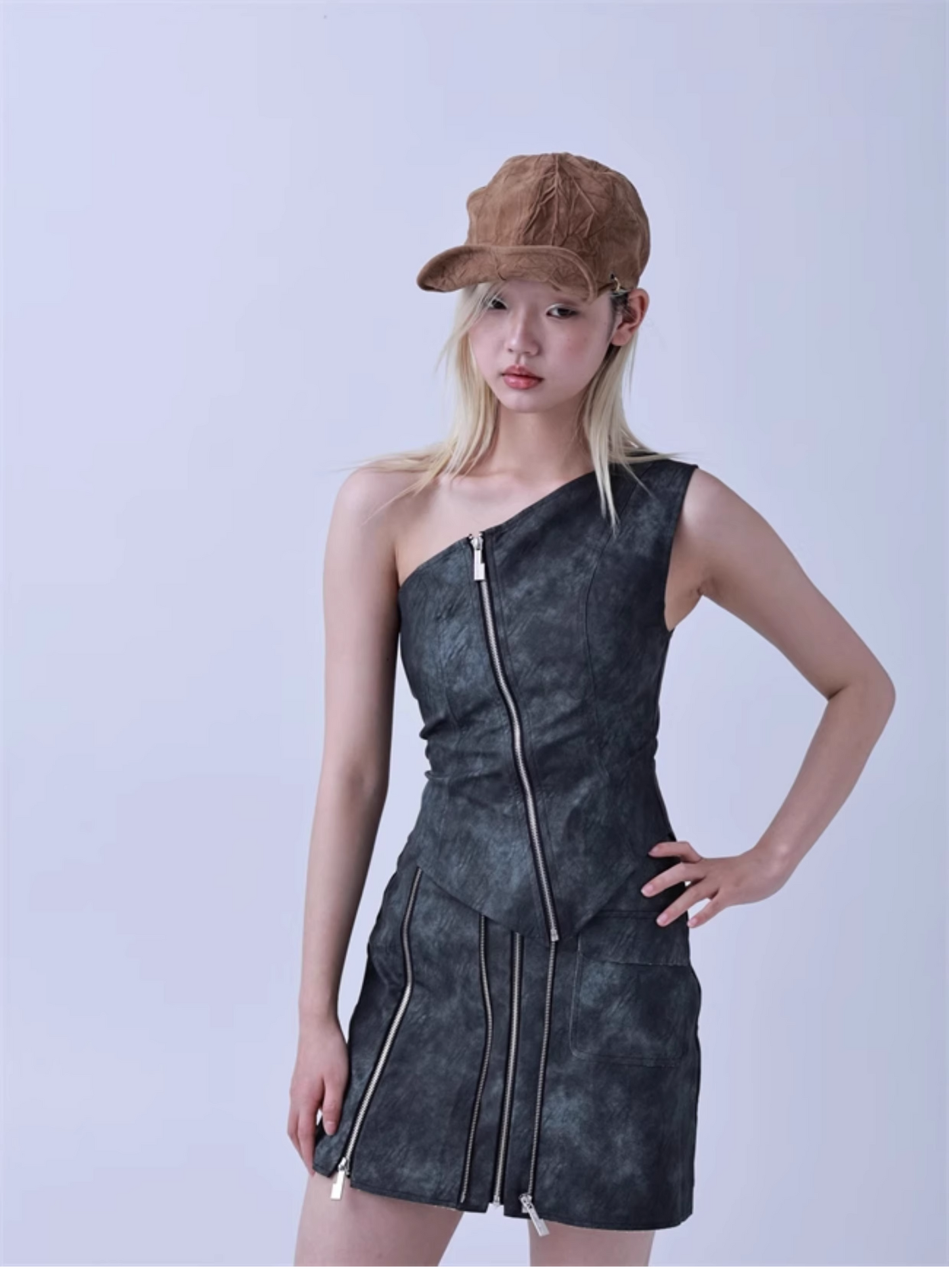 Y2K Curved-Brim Red Riding Hood Cap　X3440