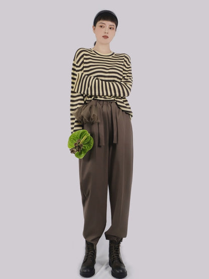 Center pleated tapered pants X2839