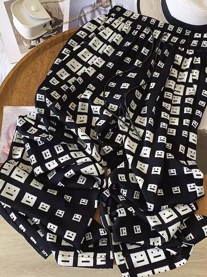 Plus Size Ice Silk Smile Print Wide Leg Pants　X3321