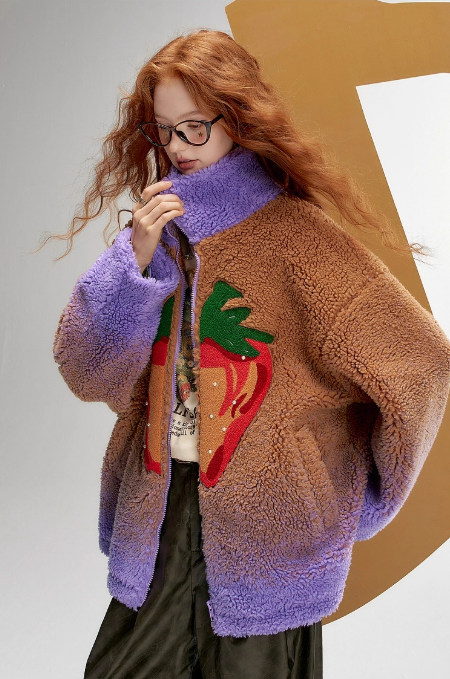 變色草莓仿羊毛短外套 X3455