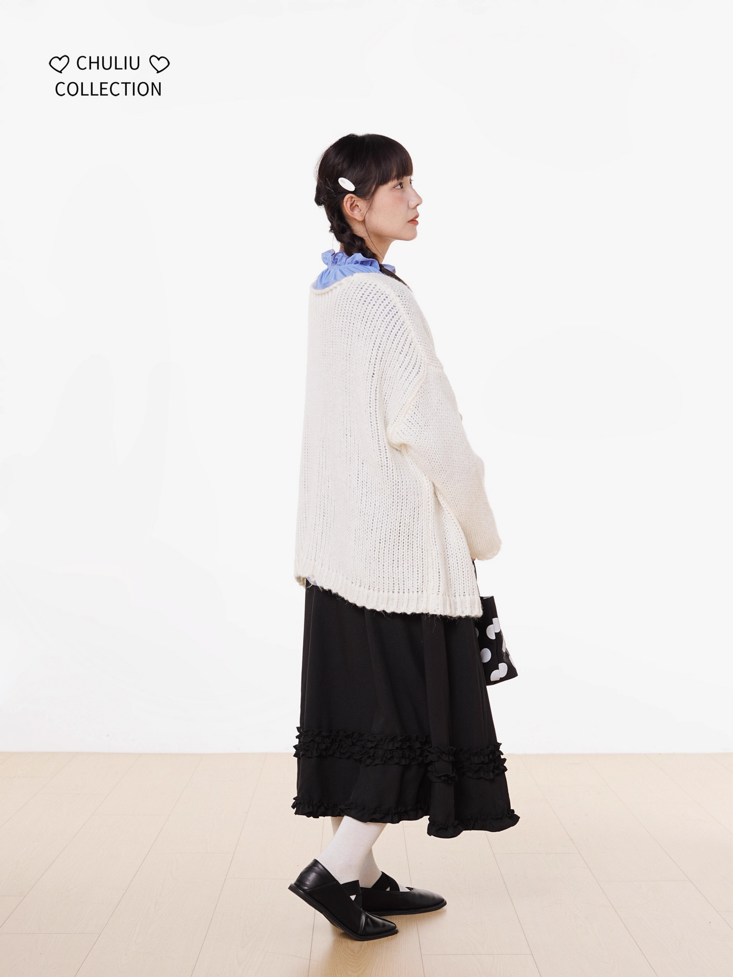 Soft Loose Knit Cardigan with Bow Decoration X3401