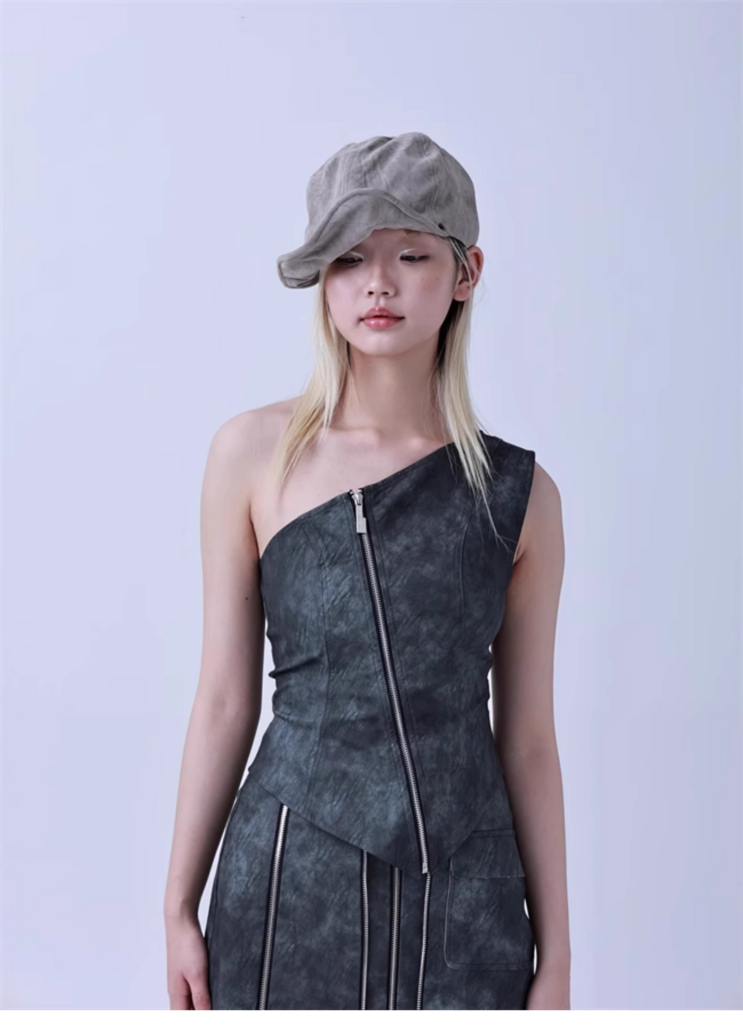 Y2K Curved-Brim Red Riding Hood Cap　X3440