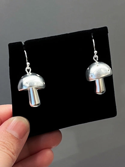 Mushroom motif earrings X2644