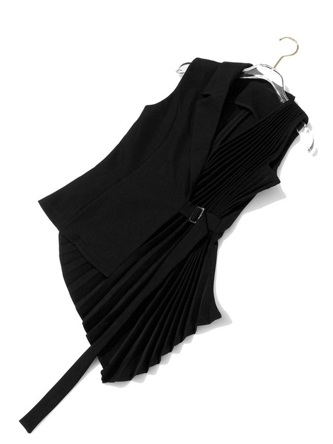 Asymmetrical pleated design vest X2714