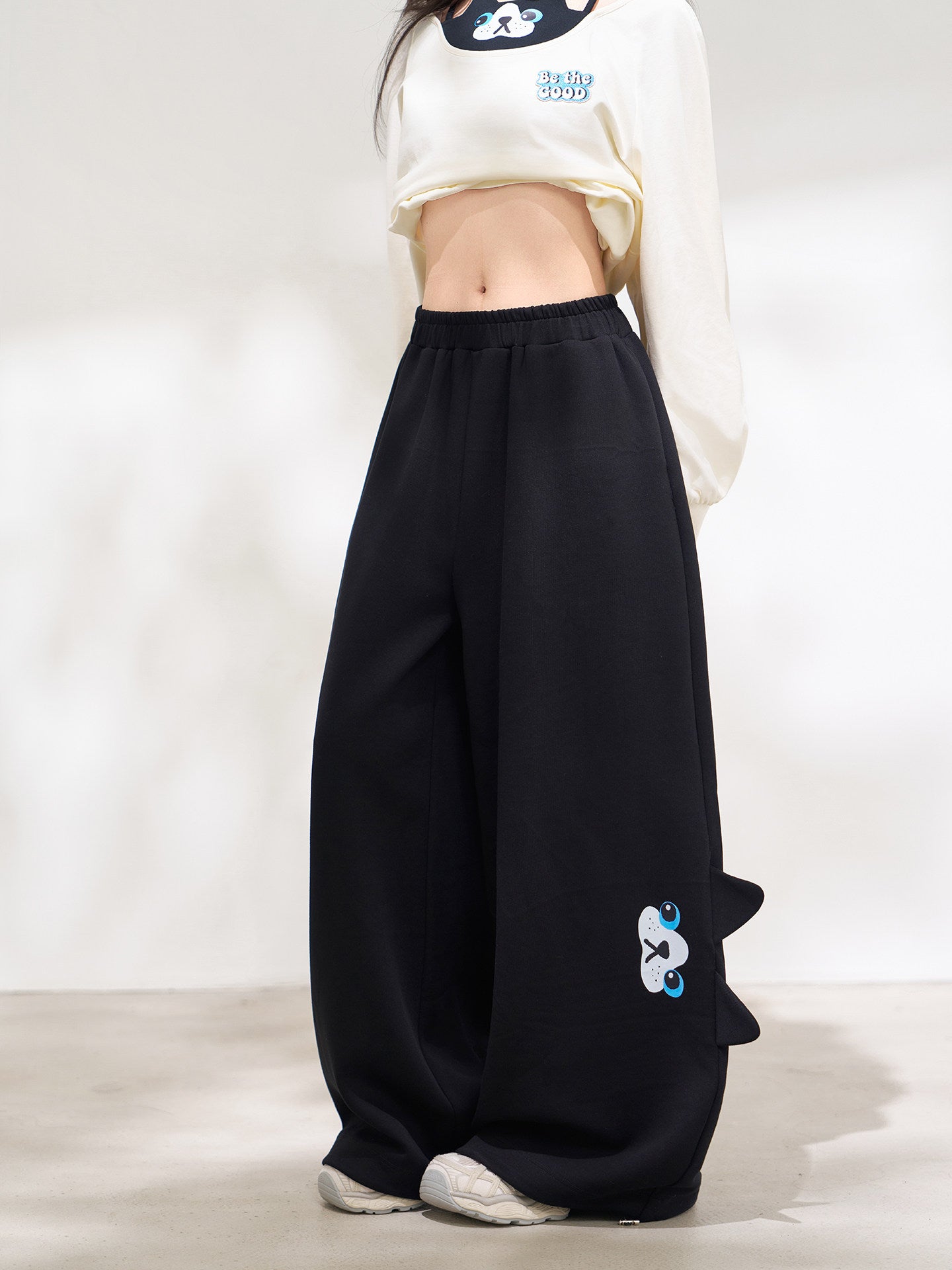 Cat Paw Patch Wide Leg Sweatpants X3669