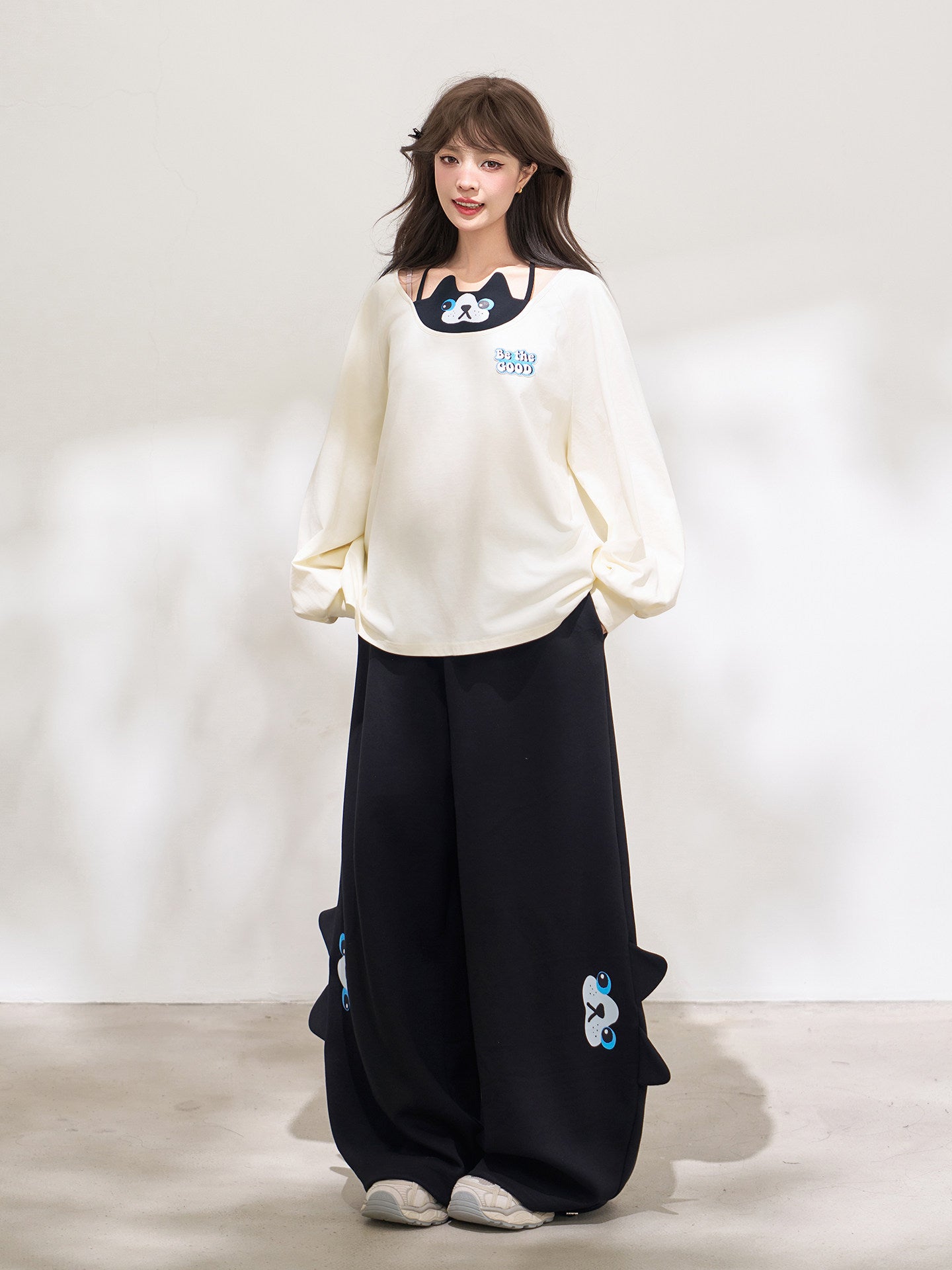 Cat Paw Patch Wide Leg Sweatpants X3669