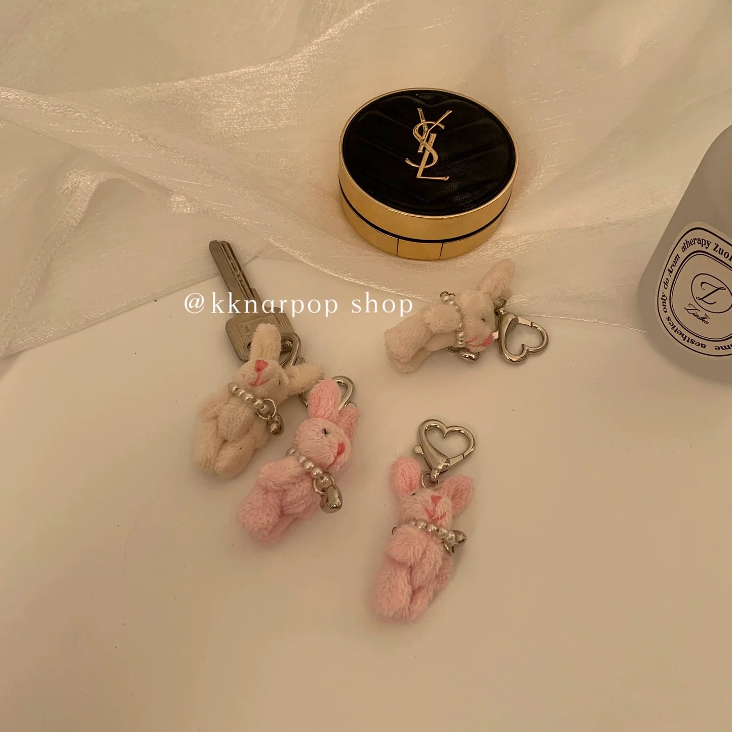 Pearl Rabbit Keychain Mini　X3151