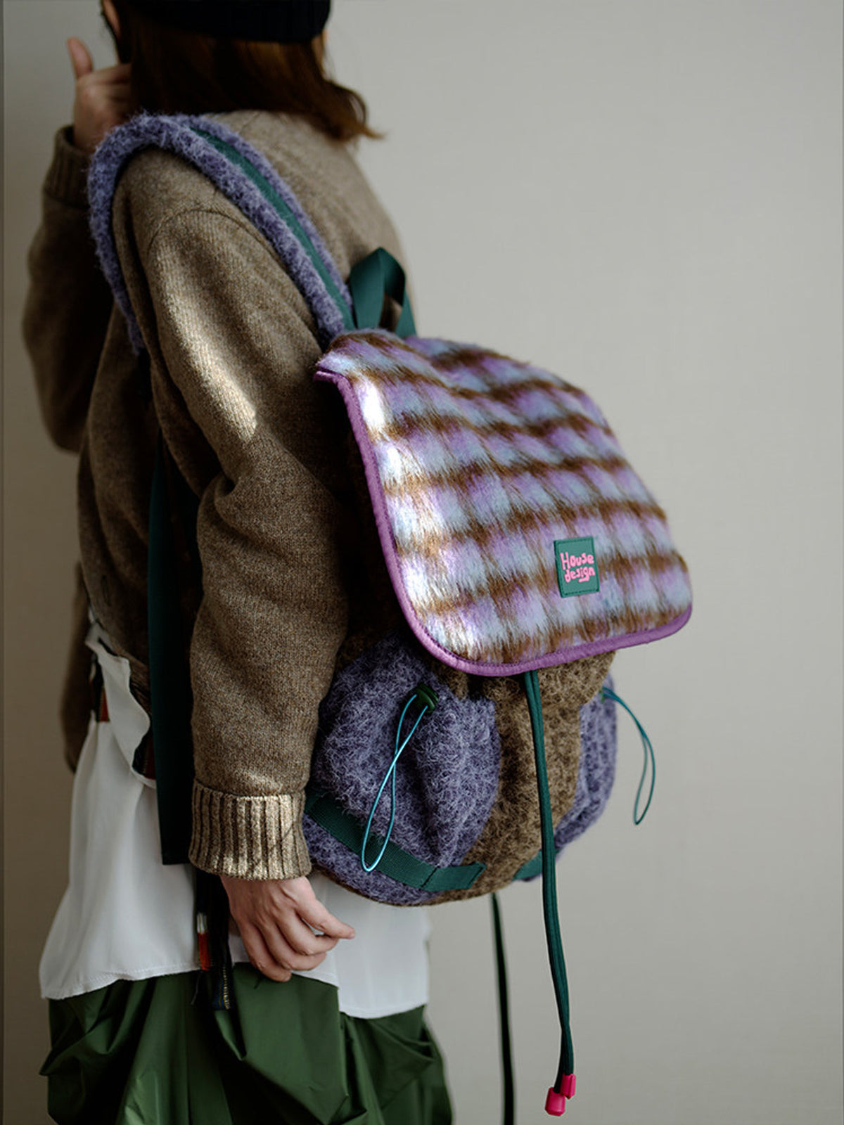 Fluffy Check Flap Backpack　X3713