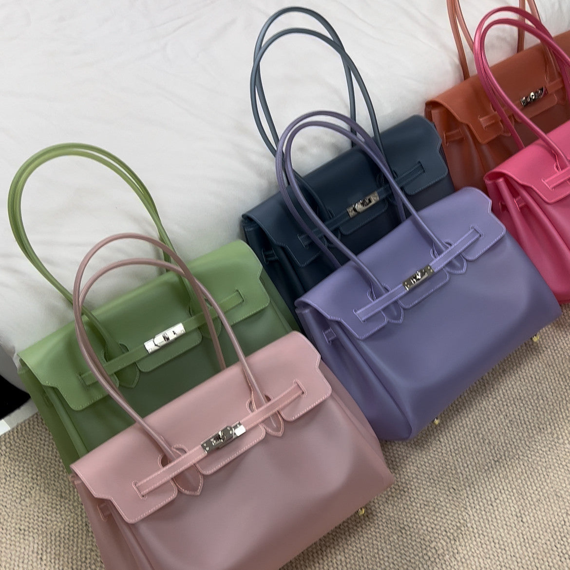 Jelly Turn-Lock Tote Bag X3560