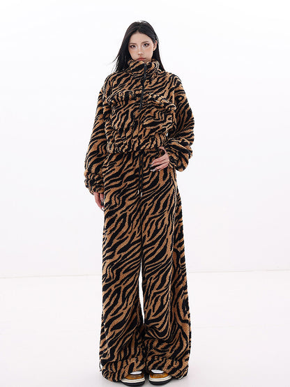 Tiger Print Fleece Pullover and Wide Leg Pants Set　X3667