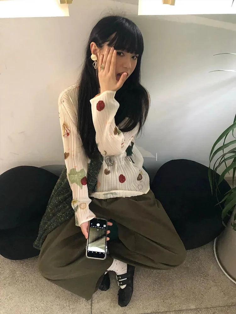 無料のOPTIMIST、手描きプリントのプリーツトップ、2025年夏の新しいプルオーバー長袖ベースシャツ 女性用