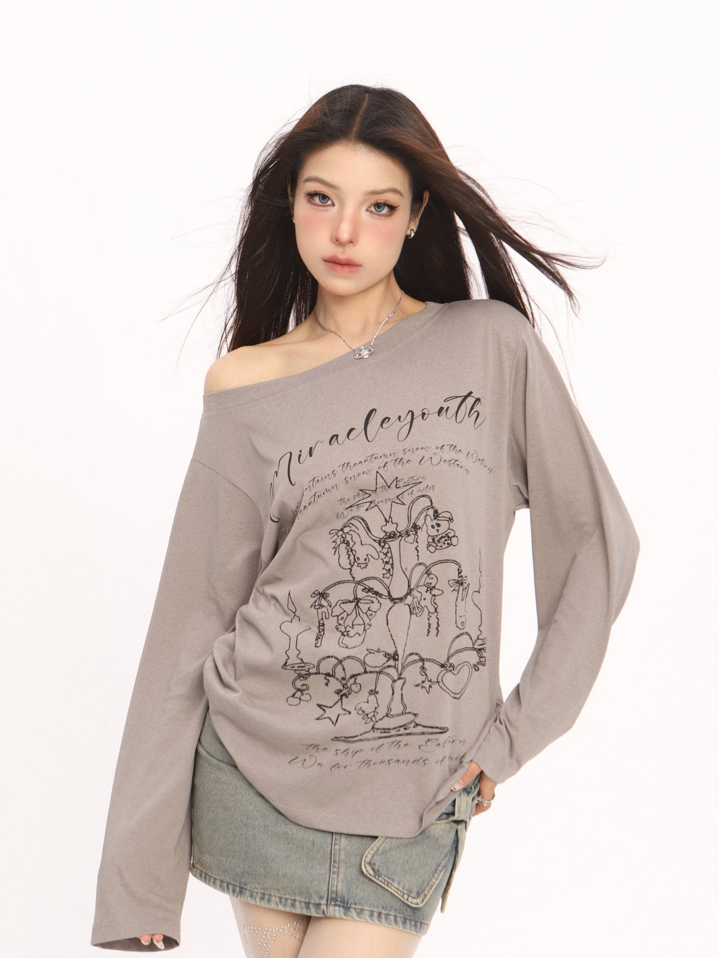 Graffiti off-the-shoulder T-shirt X3105