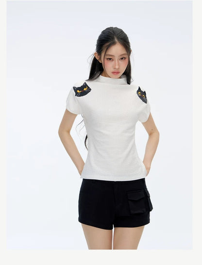 Black Cat Embroidery Small High Neck Short Sleeve T-Shirt X3591