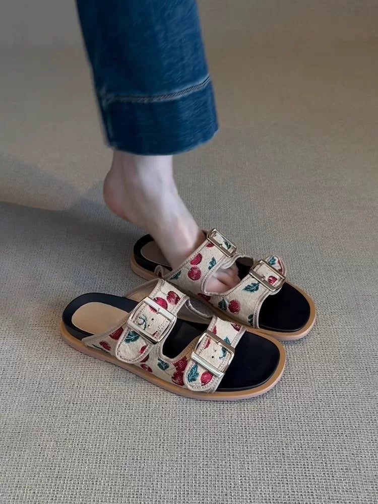 Genuine Leather Cherry Embroidery Flat Sandals　X3639