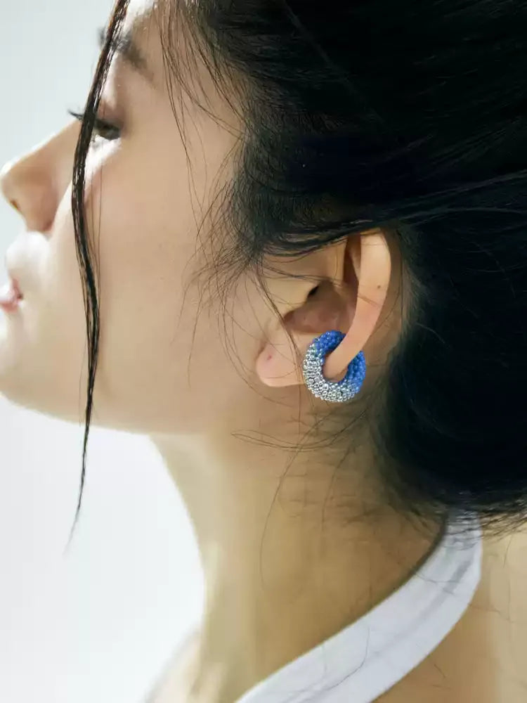 Gradient Beaded Ear Cuff X3588