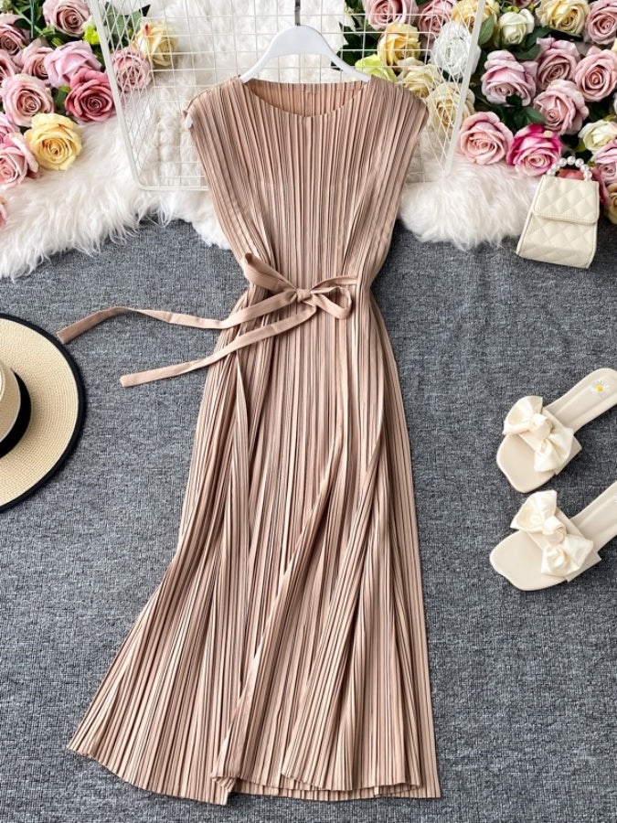 Waist ribbon pleated medium dress X1321