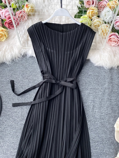 Waist ribbon pleated medium dress X1321