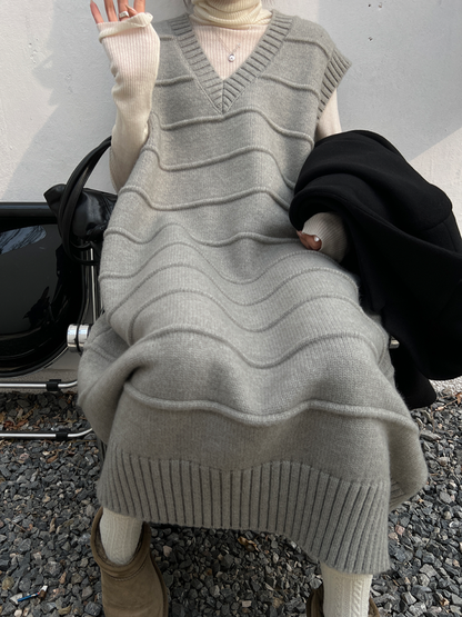 リブニットノースリーブロングVネックベストワンピース　X1902